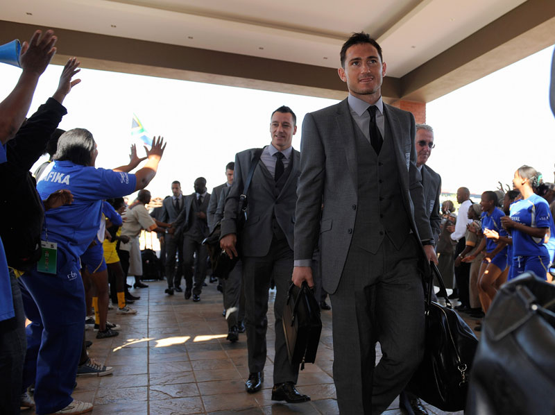 England enter the Royal Bafokeng Sports Campus